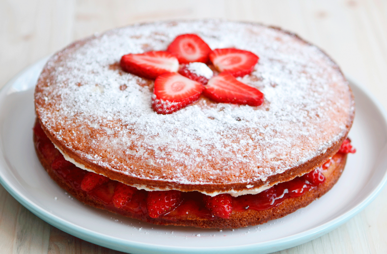 Strawberry cake 